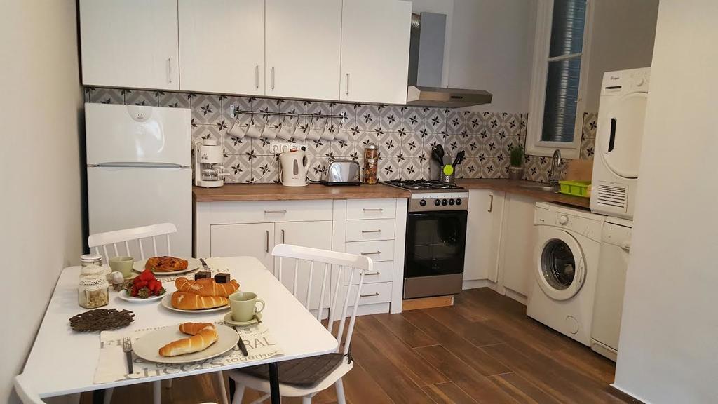 Hello Tourist Flat Apartment Budapest Bagian luar foto